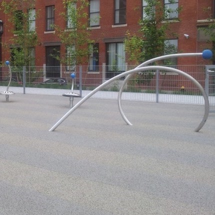 Structural outdoor fitness elements.